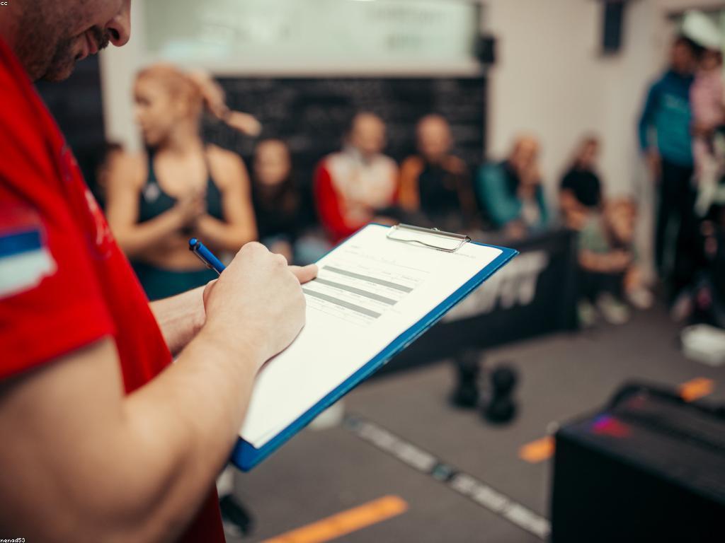 យុទ្ធសាស្ត្រការវិភាគប្រកួតប្រជែងថ្មី