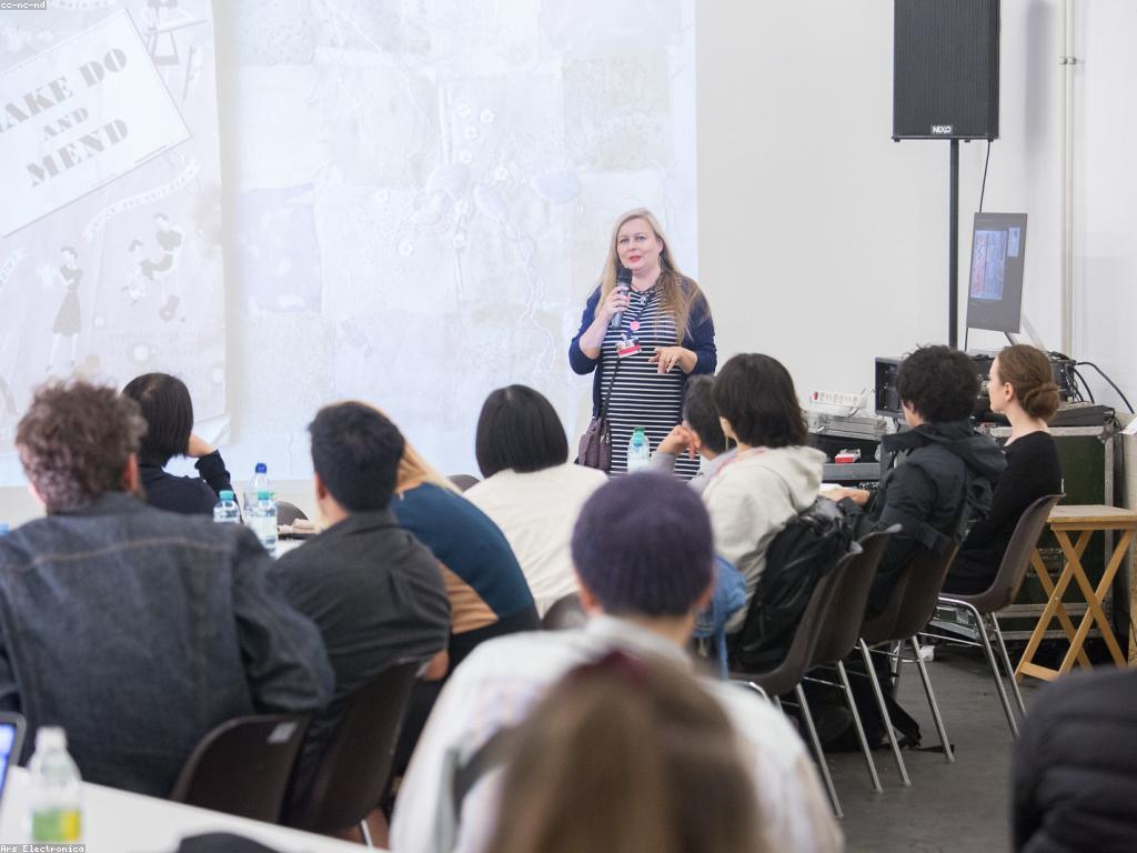 ការប្រកួតប្រជែងក្នុងសង្គមខ្មែរ